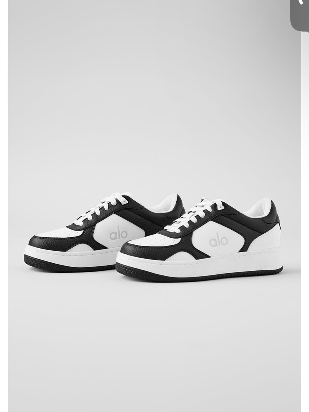 ALO Recovery Mode Sneaker - Black/White Unisex